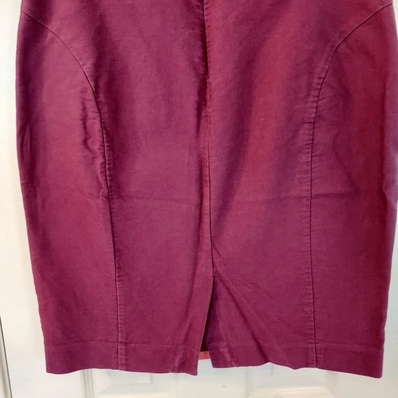 J. Crew The Pencil Skirt Berry Skirt in Size 6 - Picture 4 of 9